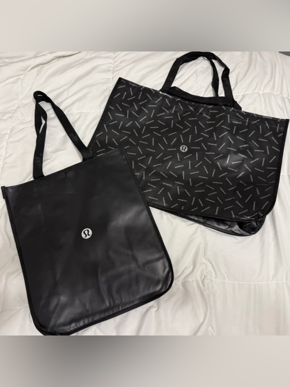 Lululemon Reusable Black Holiday Tote Shopping Bag X-Large & Medium. Brand new